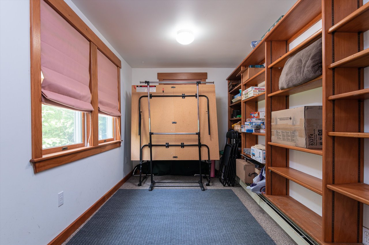 7 Carpenters Point Rd