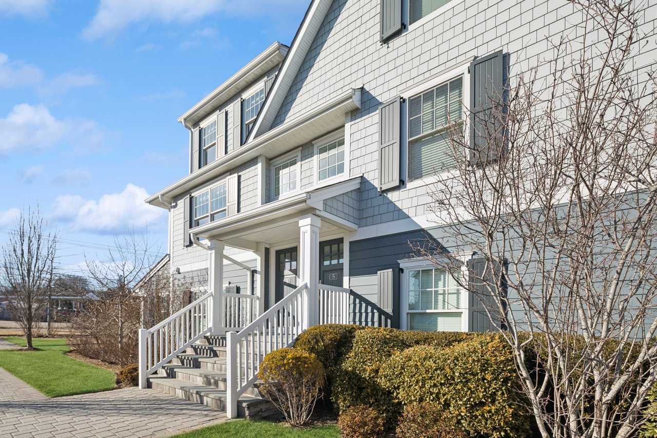 3 Village Green Drive