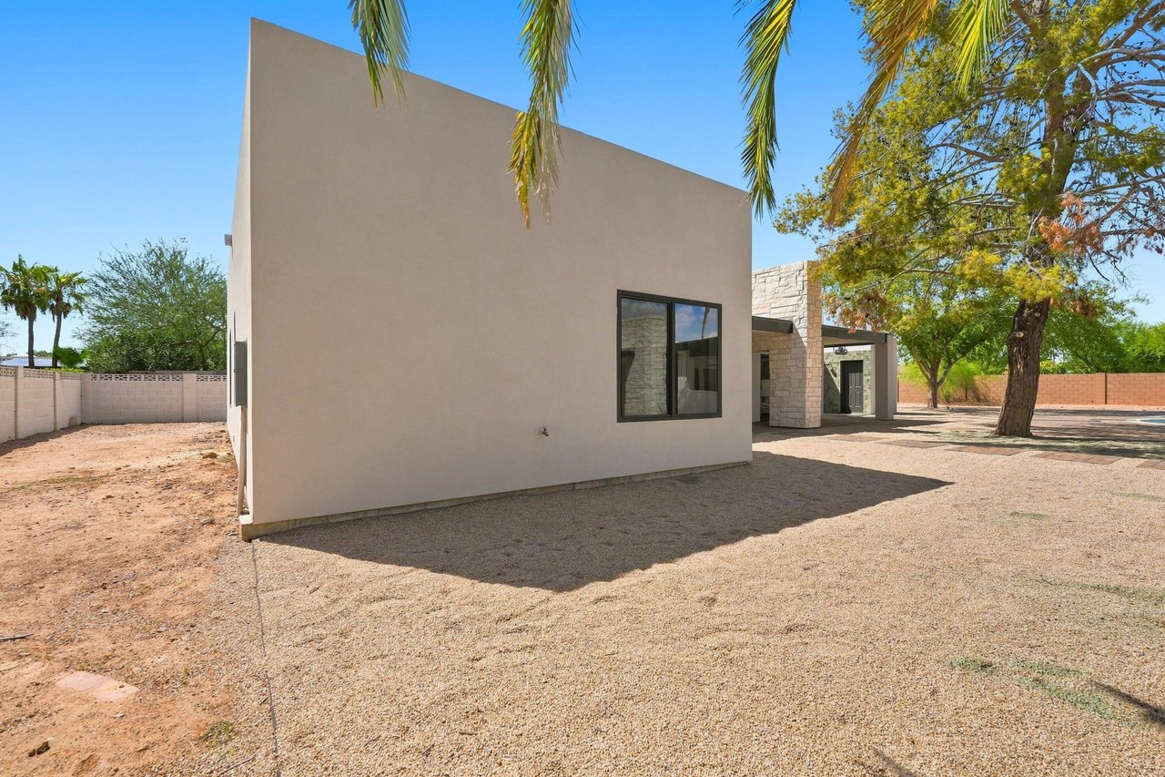 12640 N 70TH Street