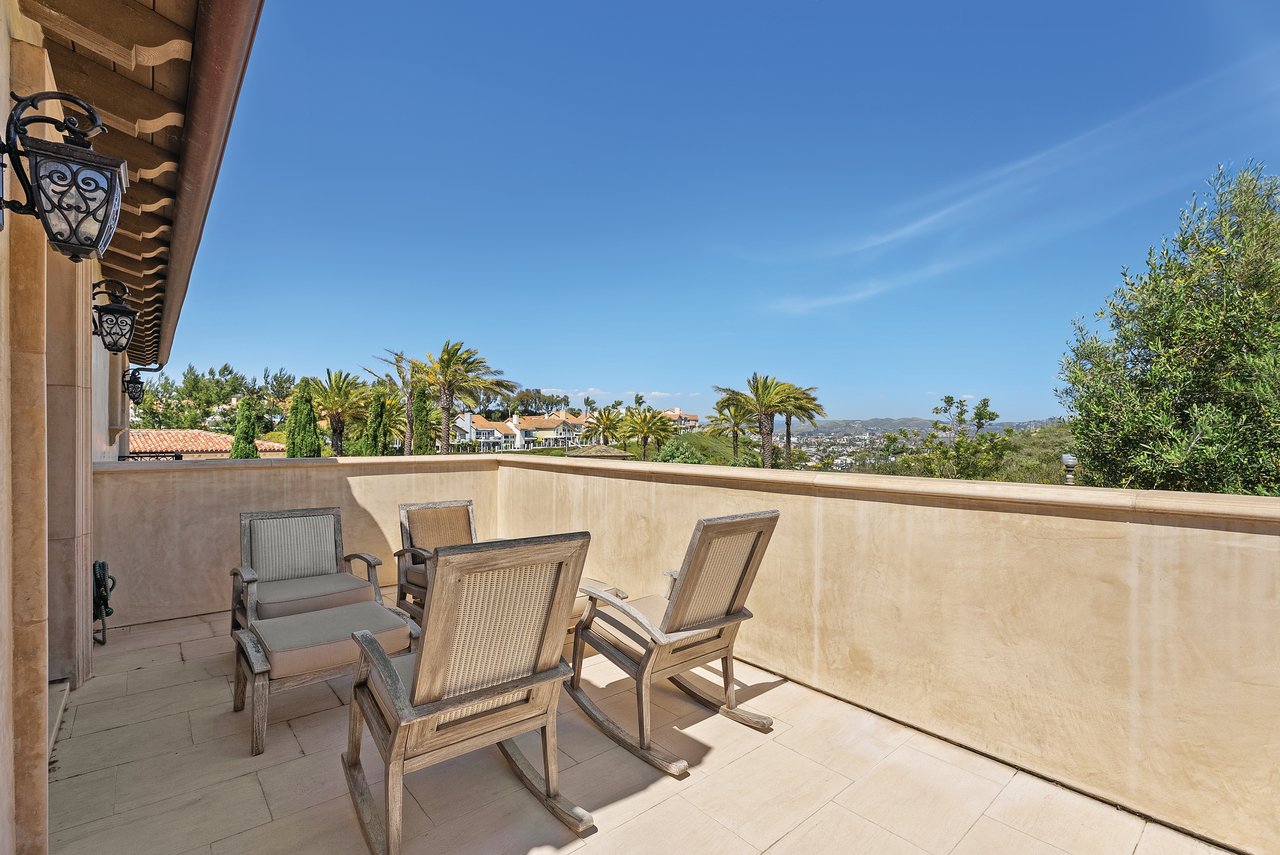 35 Shoreline Drive, Dana Point, CA 92629