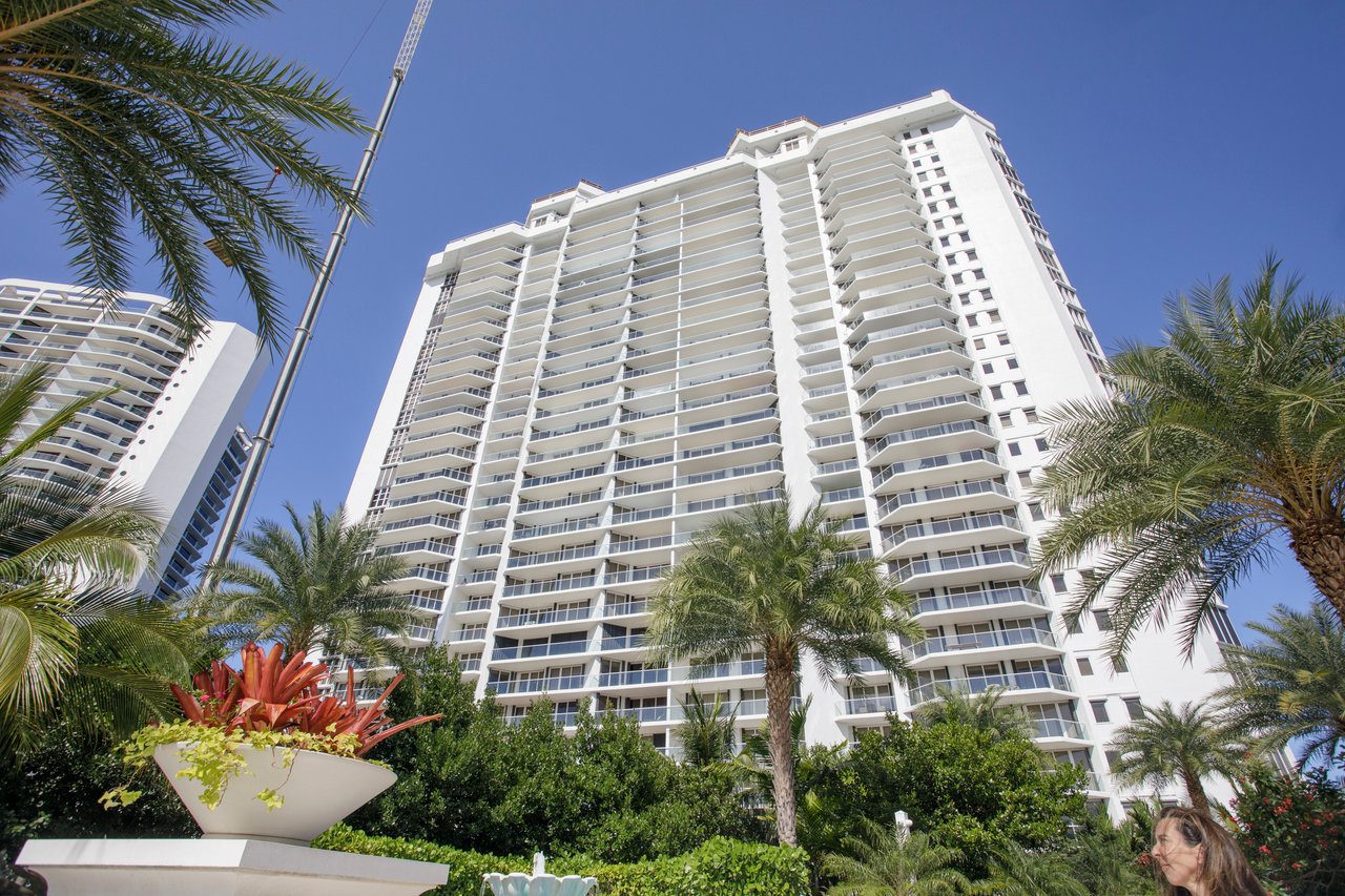 2600 Island Blvd # 2603