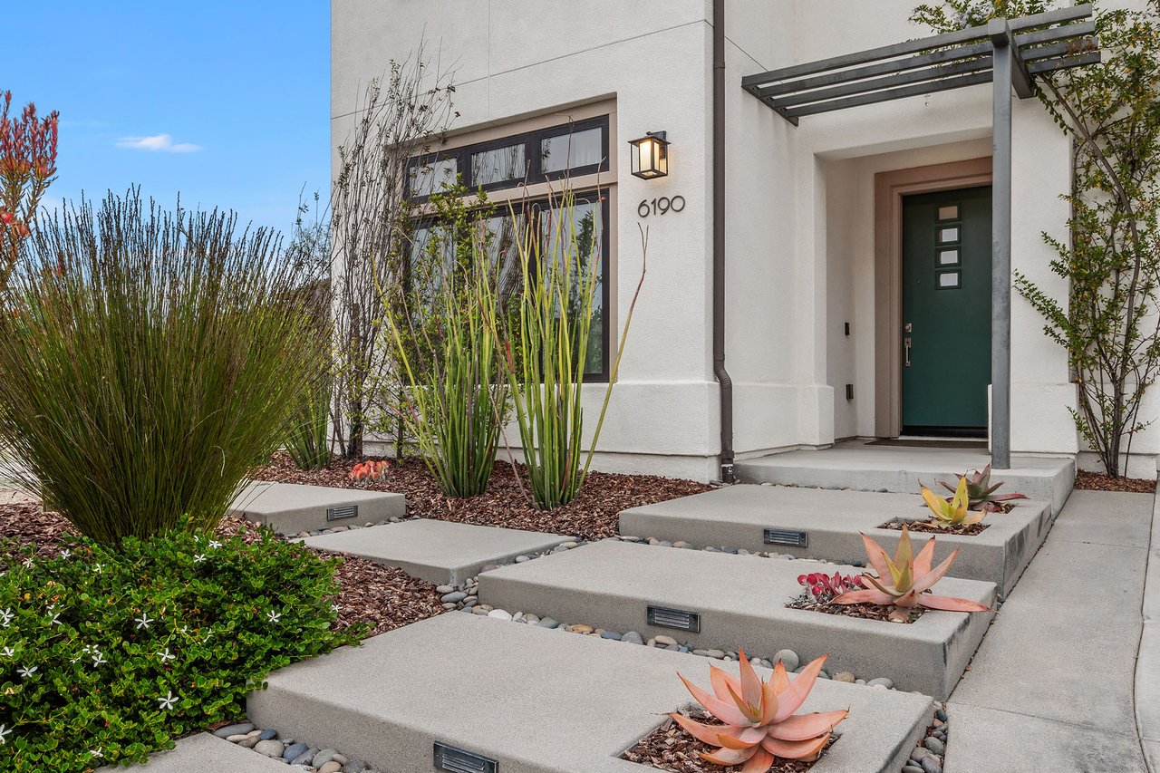 6190 Sagebrush Bend Way