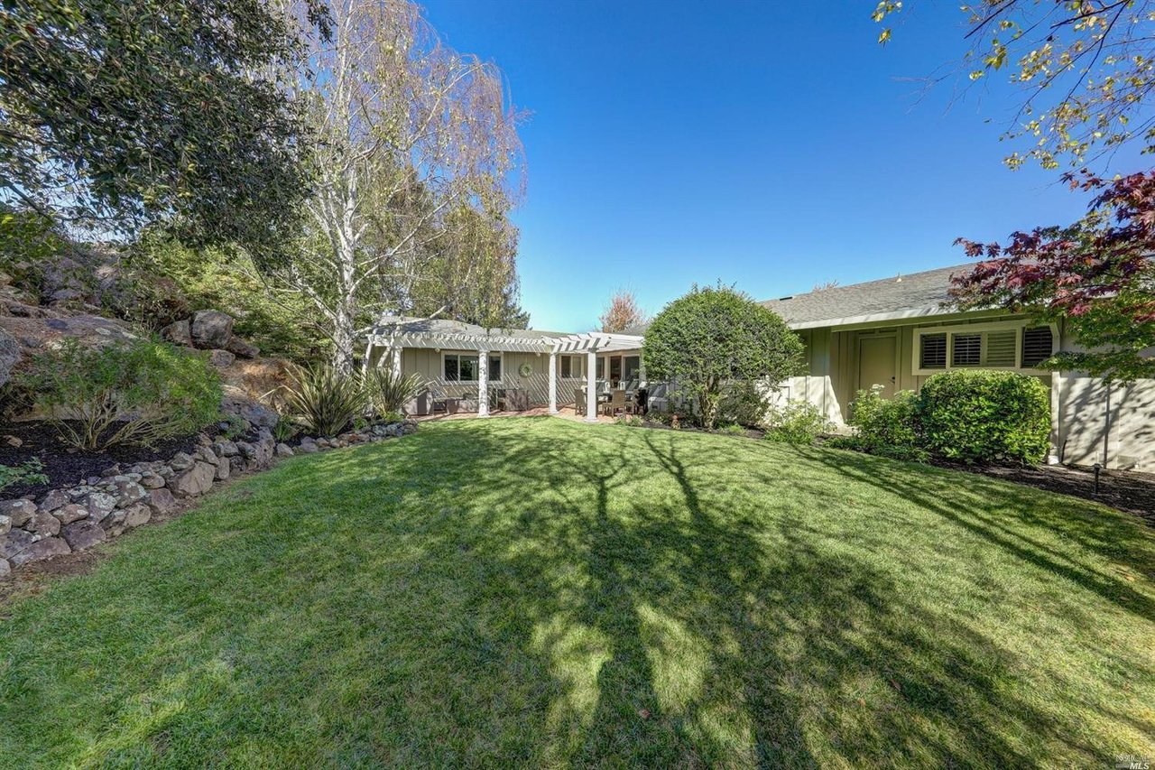 151 Fernwood Dr
