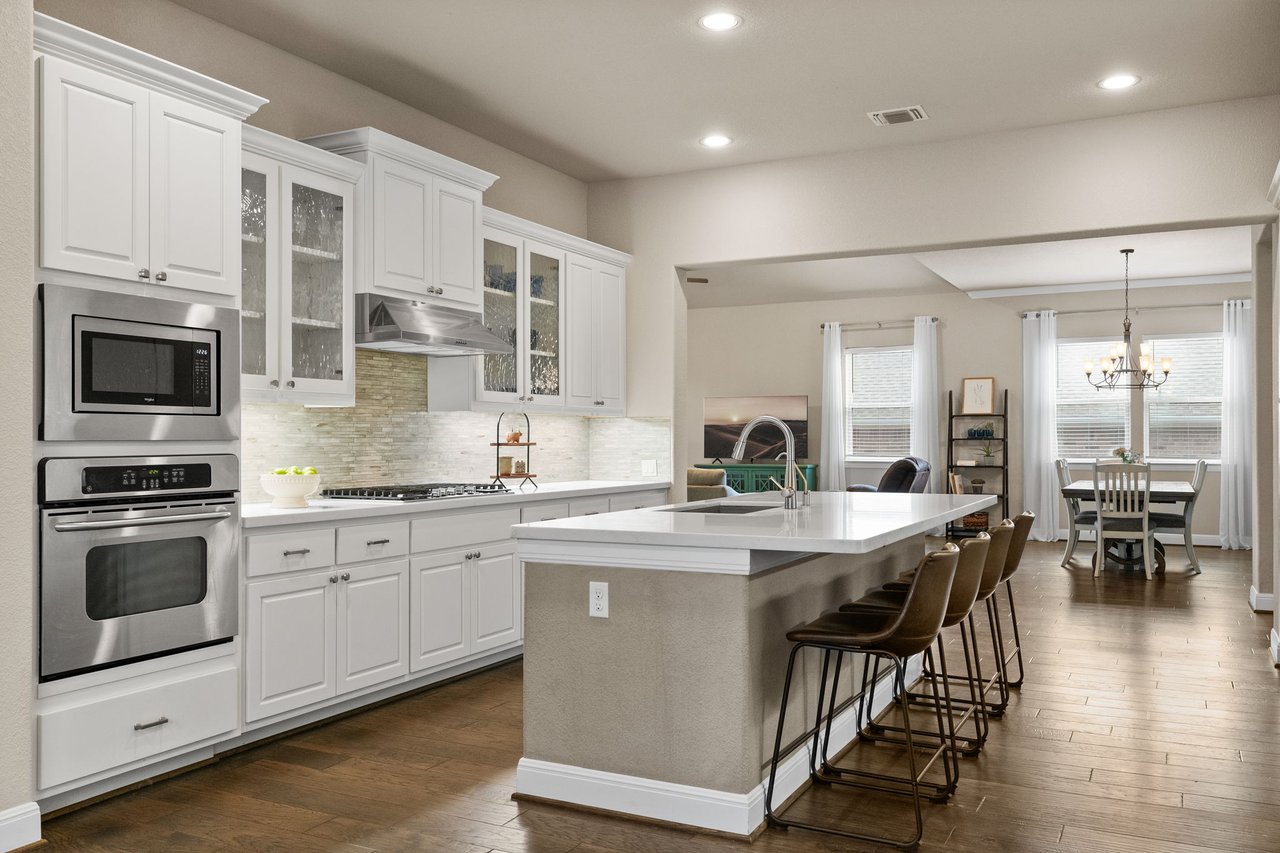 520 Peakside Circle