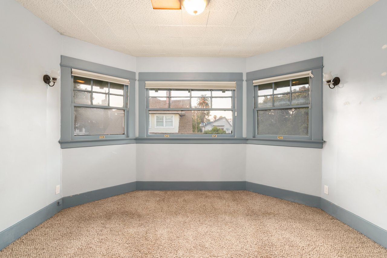 160 Wadsworth Ave, Santa Monica