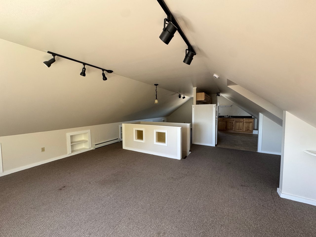 15 Pleasant St #6 Rockland