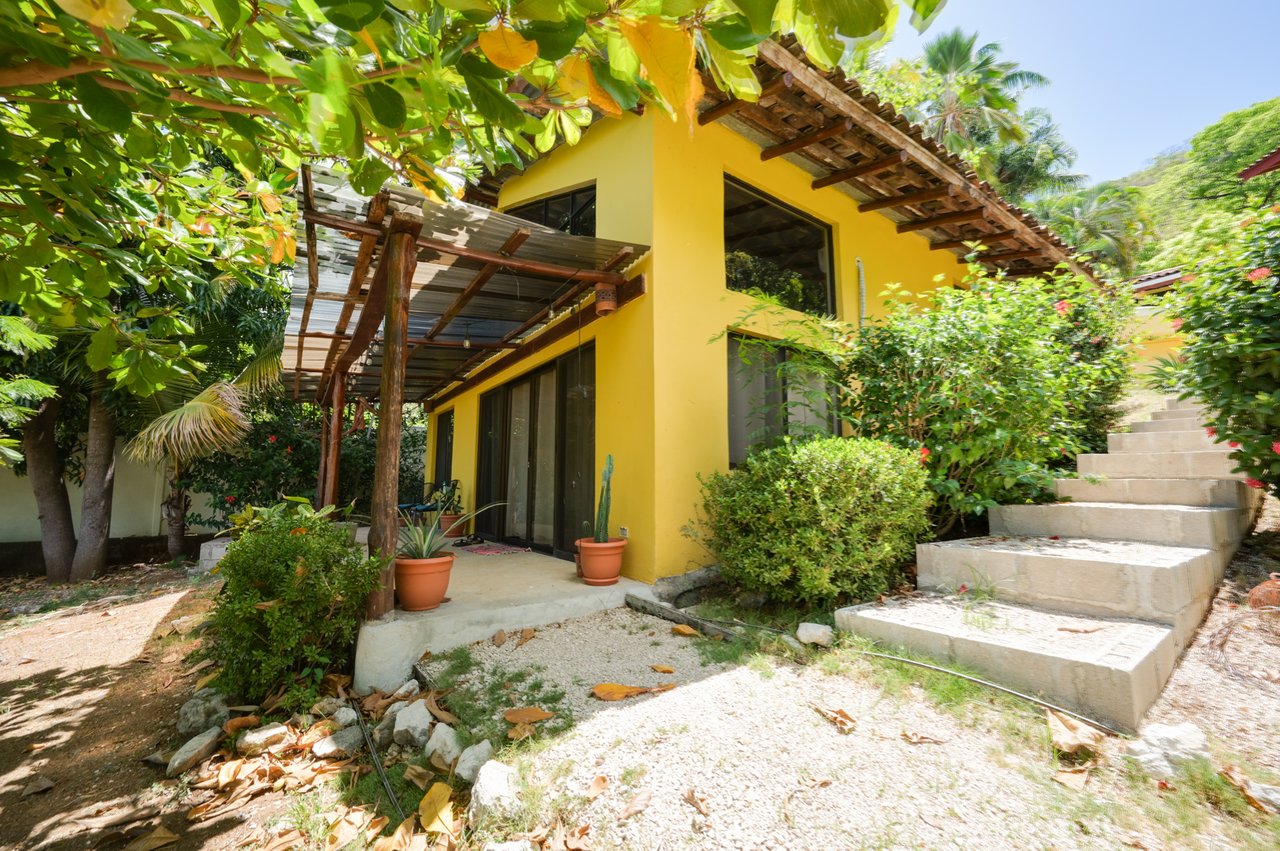 Casa Marazul | Ocean-View 5-Bedroom Home with Guest House & Infinity Pool near Playa Prieta