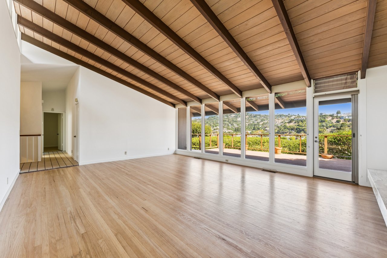 Incredible Belvedere Location
