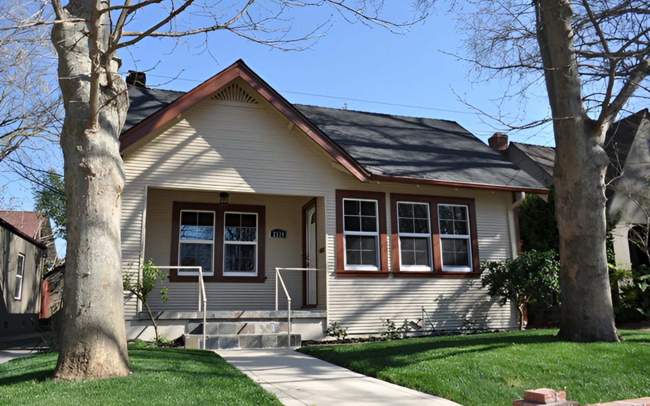 2559 Freeport Blvd. Sacramento, Ca 95818- Land Park Home for Sold!