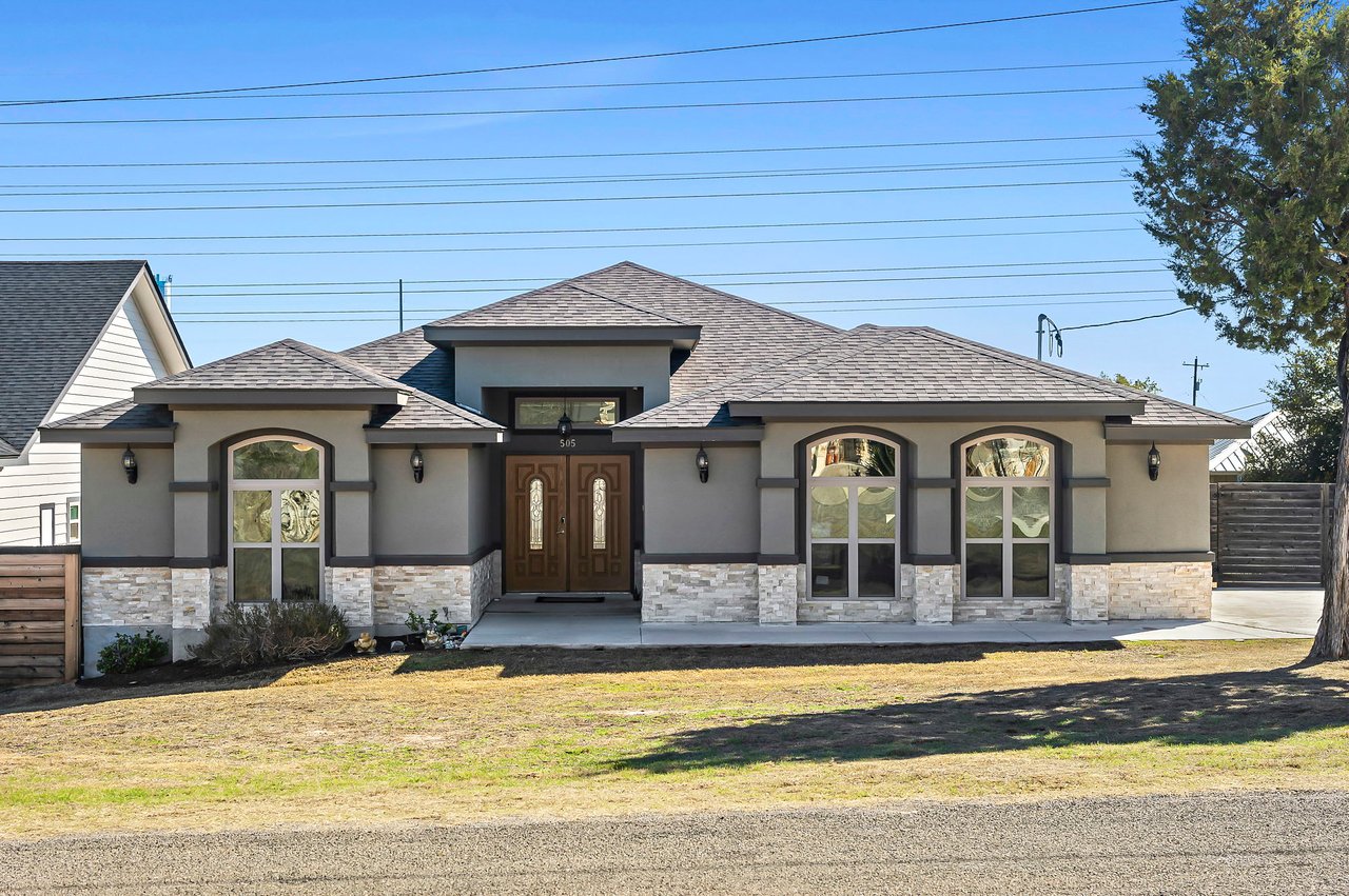 Your Lake LBJ Oasis
