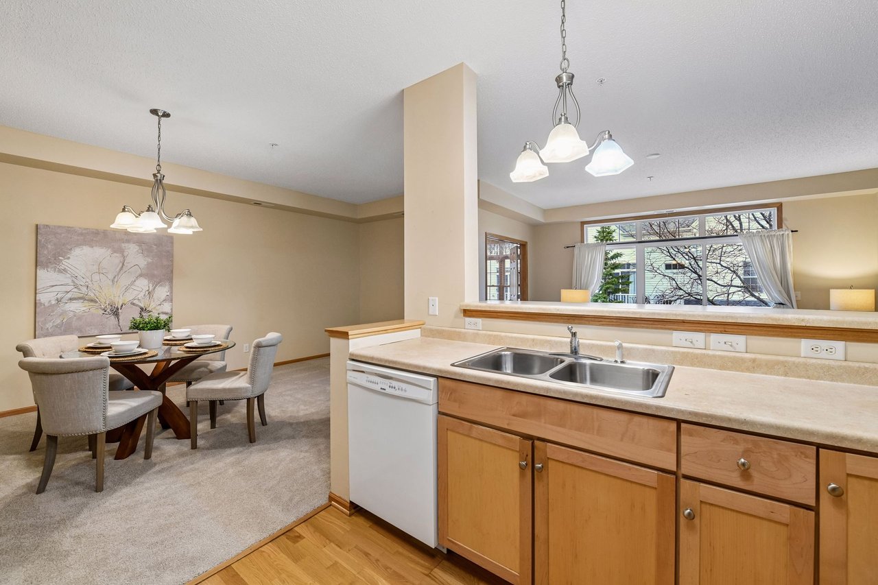 2150 Old School Rd #252, Mound