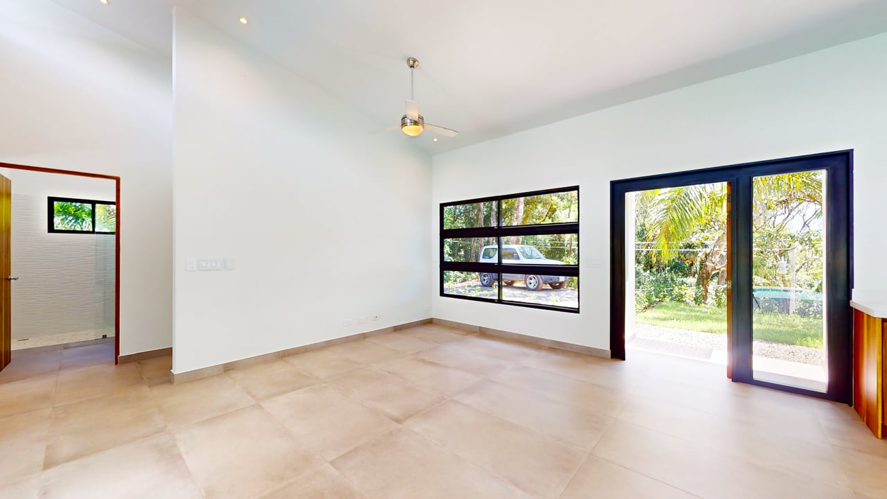 Exquisite Modern Retreat with Ocean and Mountain Views in Ojochal, Costa Rica