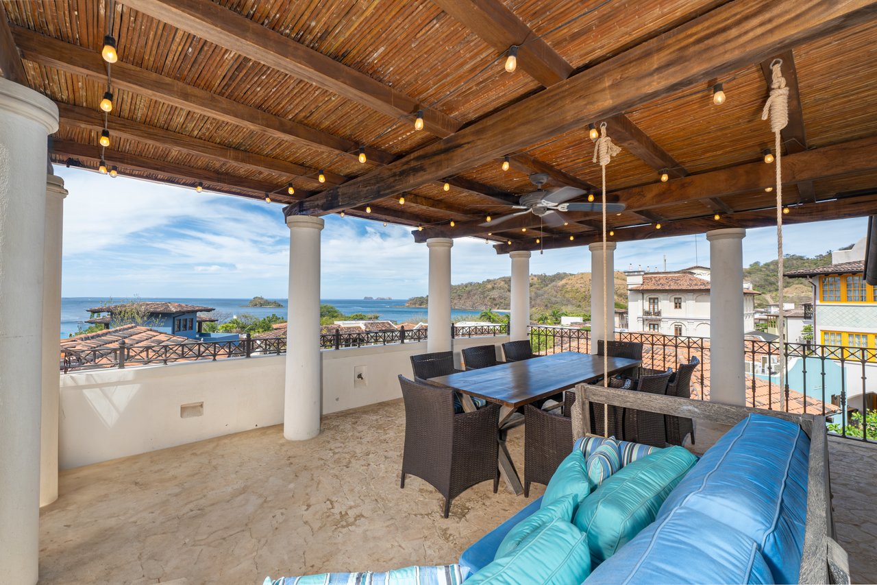36 Plaza Carlota | Elegant Rooftop Flat with Ocean & Mountain Views in Downtown Las Catalinas