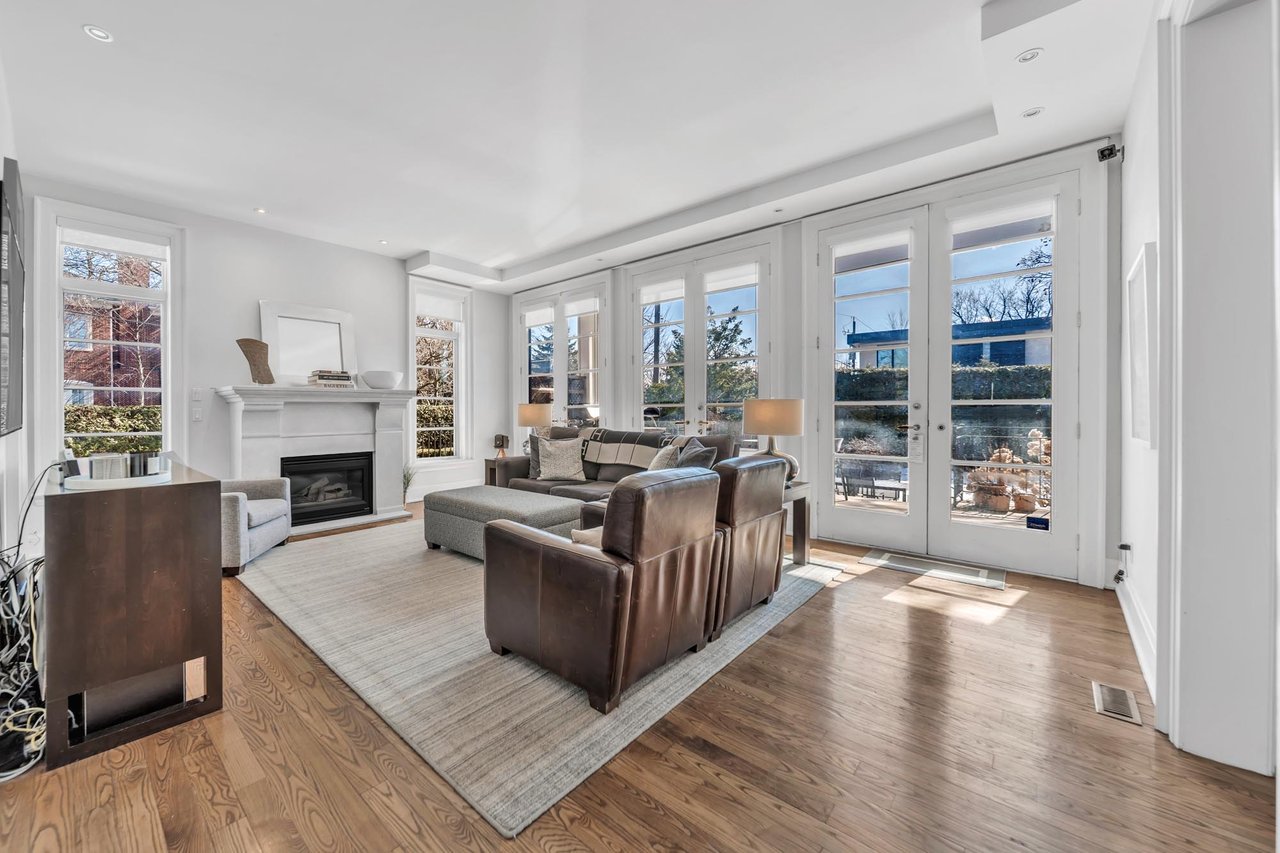 Sun-Filled Corner Lot