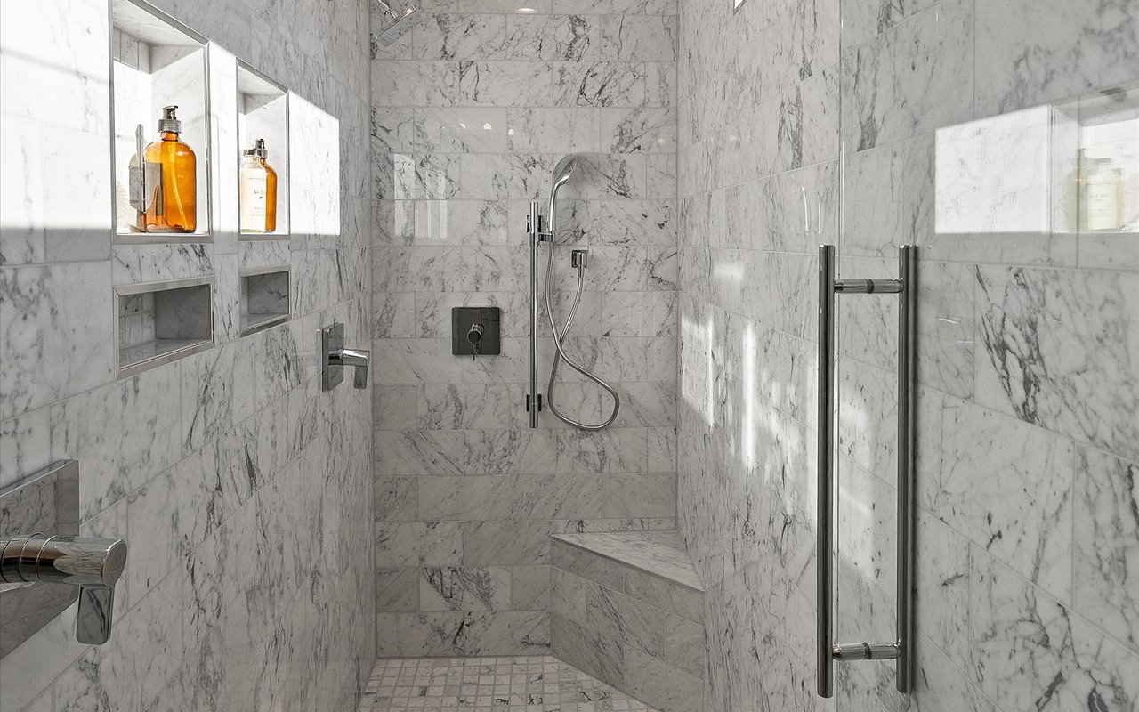 813 N Roxboro Street