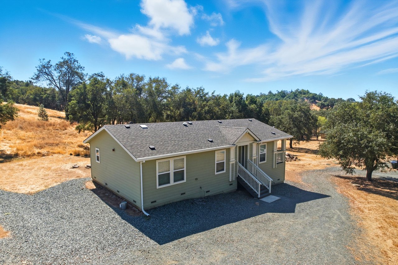 18400 Live Oak Court