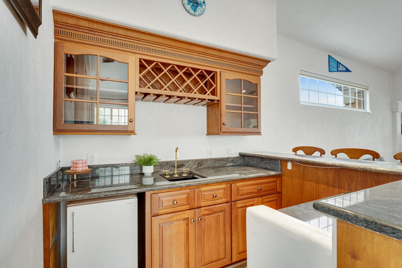 1 Overlook Pl, Monterey