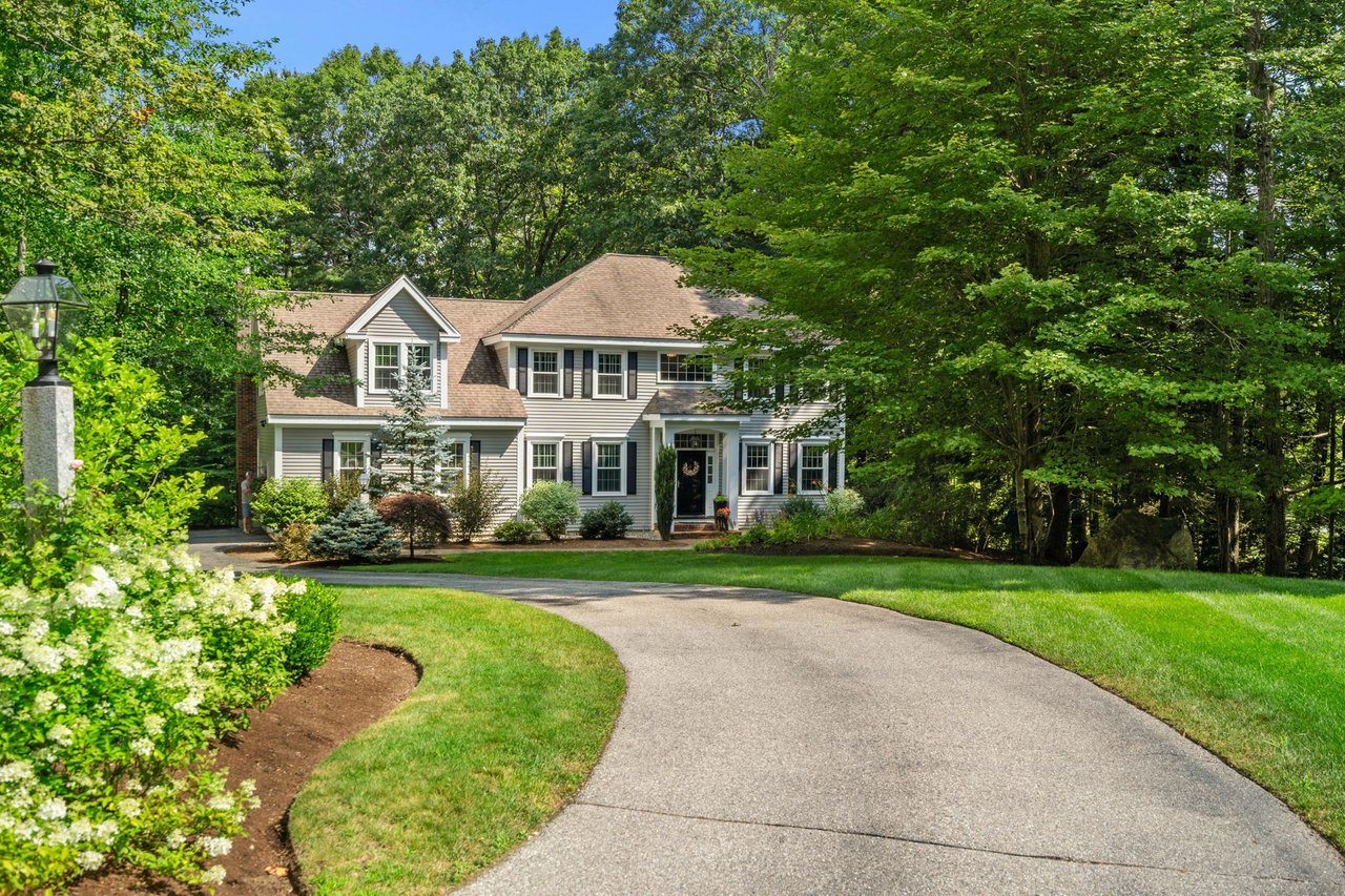 9 Cherry Lane, Bedford NH