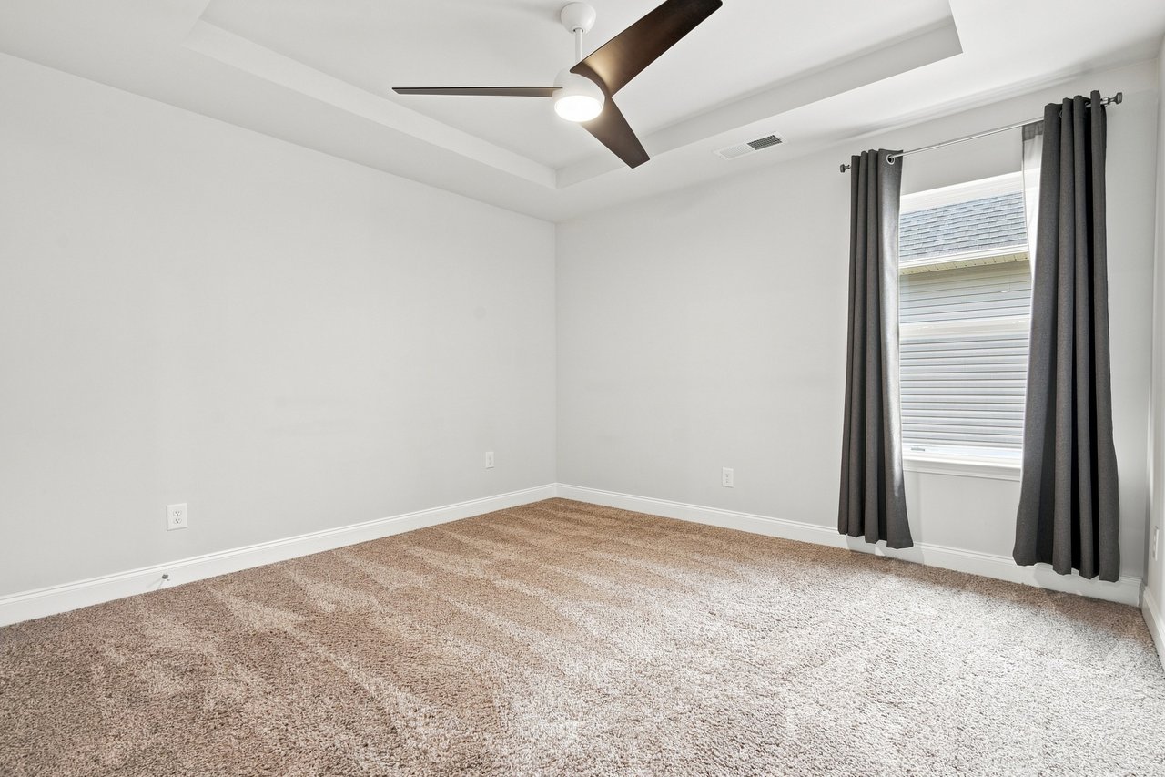 Spacious 4-Bedroom Living Near Redstone Arsenal & MidCity!
