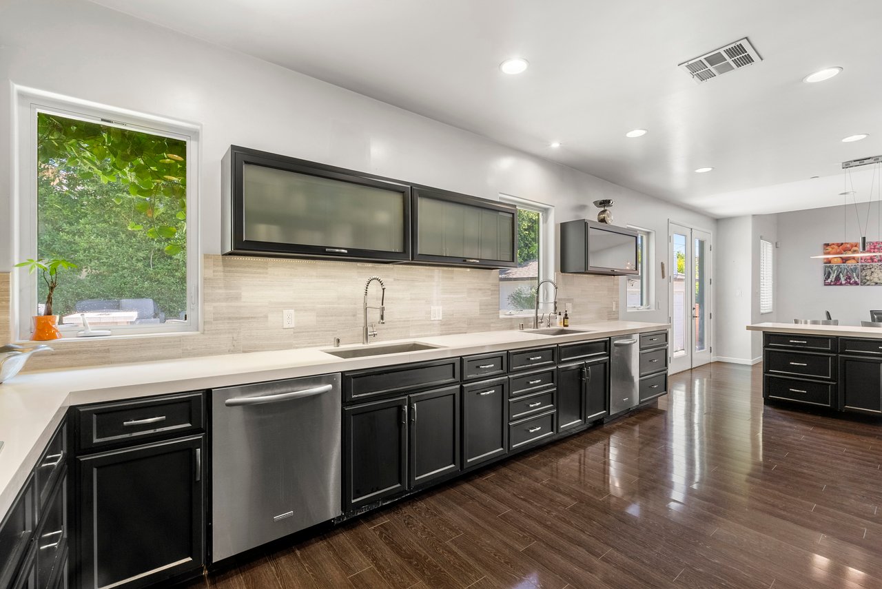 9313 Bolton Rd, Beverlywood Vicinity