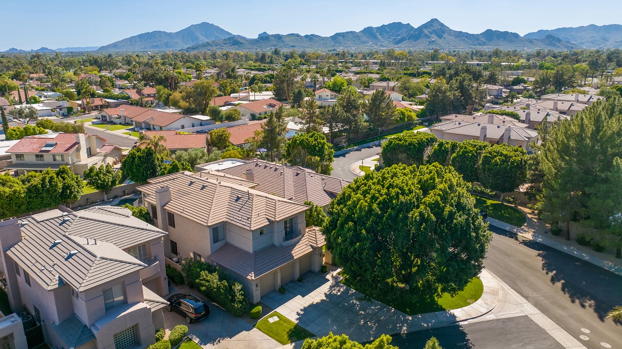 7471 E SUNNYVALE Drive