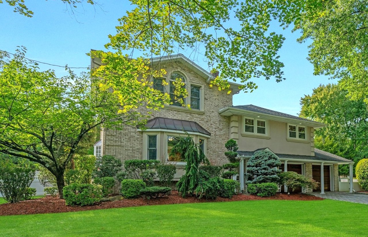 15 Burns Place