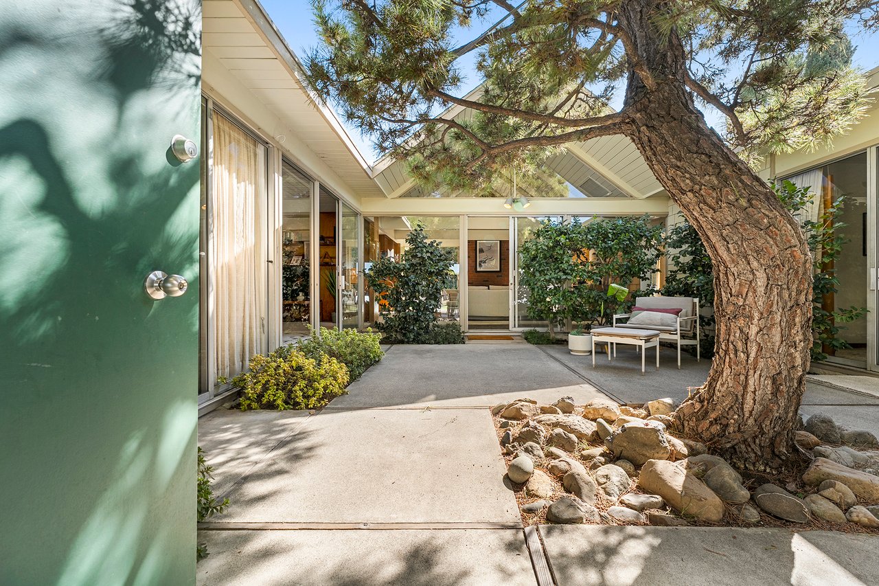 THE TOY RESIDENCE | A Jones & Emmons Masterwork