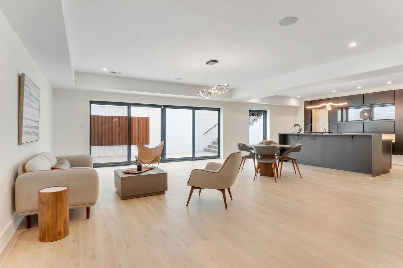 	  	1138 Basil Rd, Mclean, VA 22101