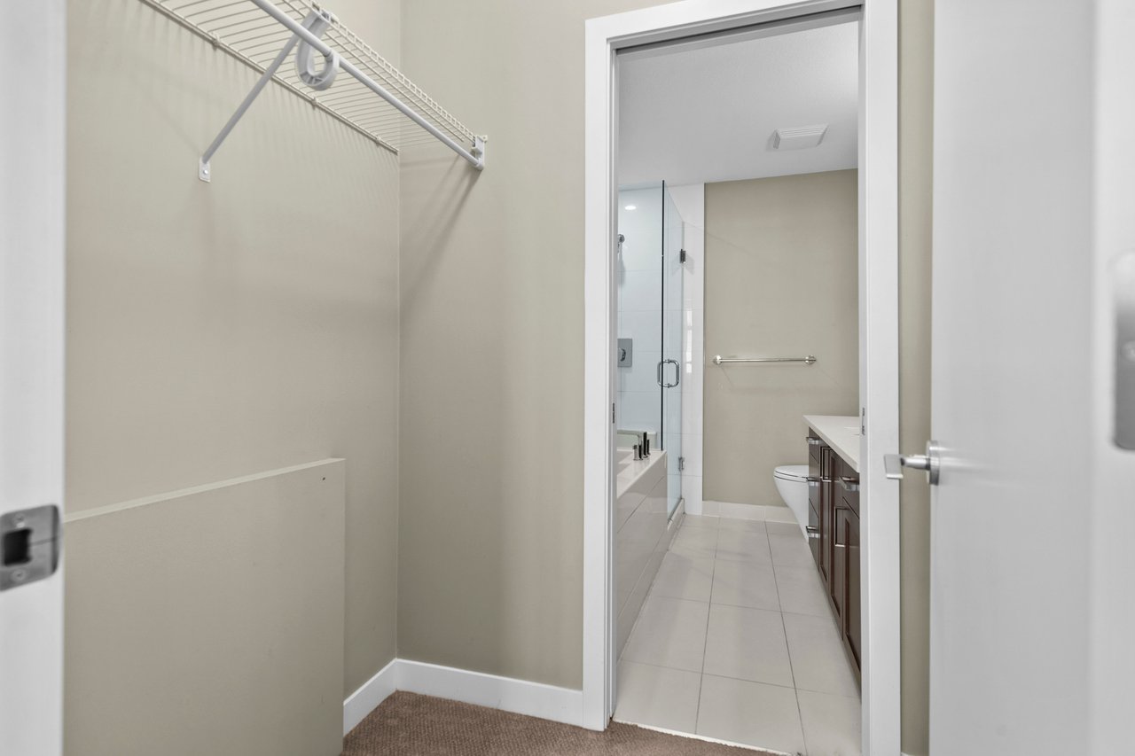 22 Auburn Bay Link SE Unit: 306