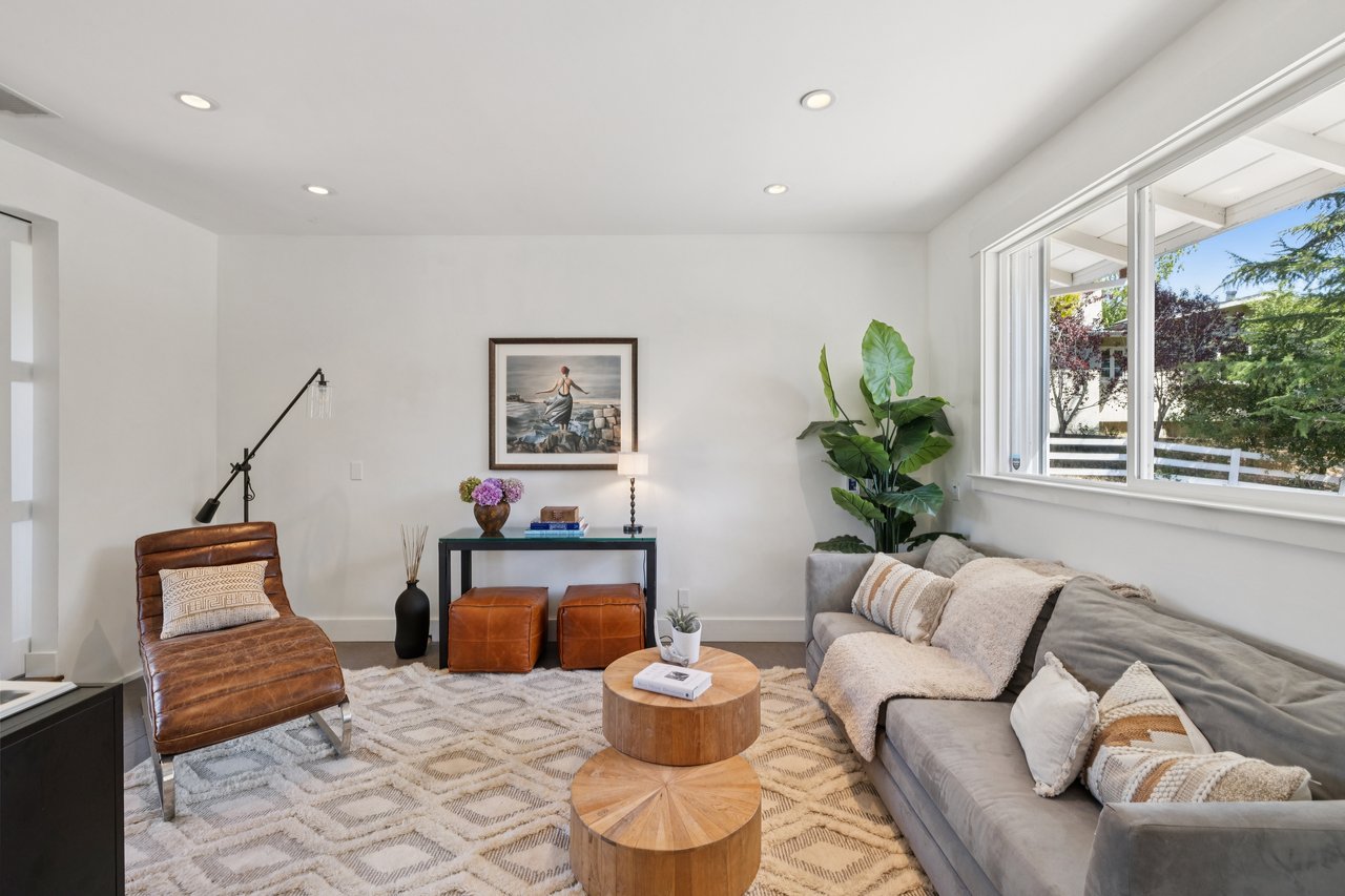 139 Deer Hollow Rd