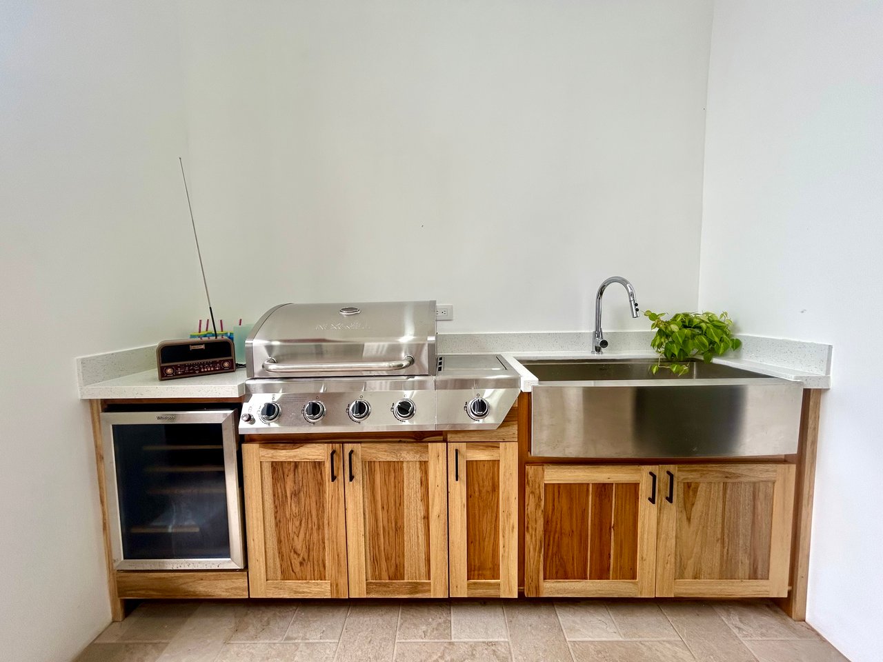 Casa Jardines – 3 Bedrooms, 2 Bathrooms, Brand-New with Pool