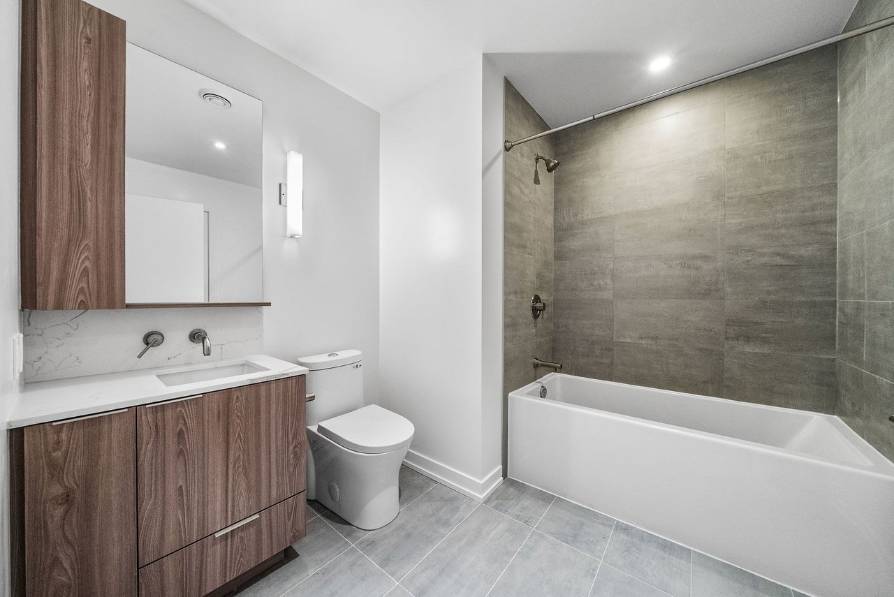 110 Broadway Ave 1903