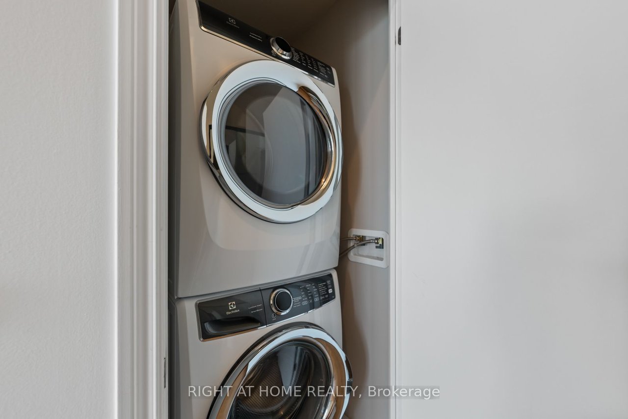 NEW PENTHOUSE FOR LUXURY LIVING