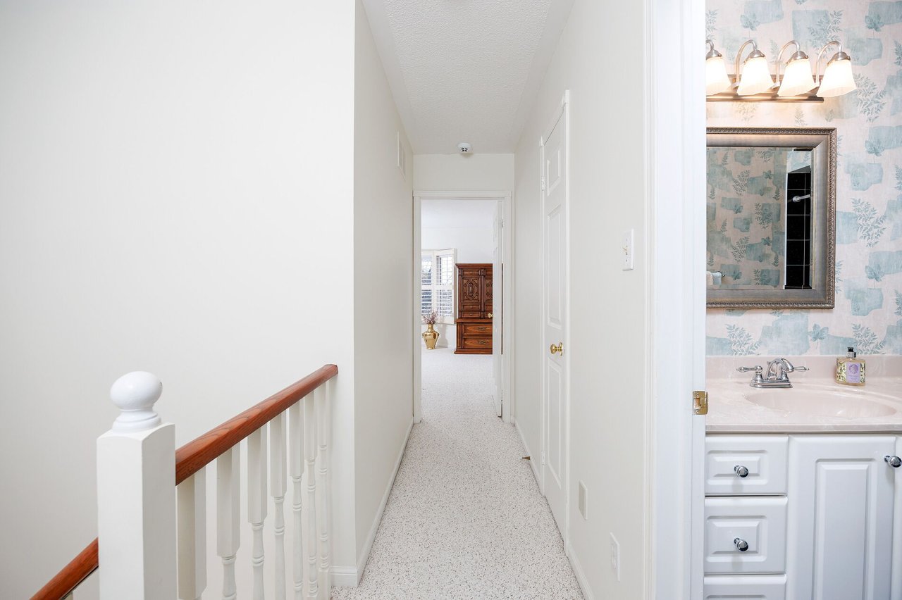 1415 Hazelton Boulevard 30