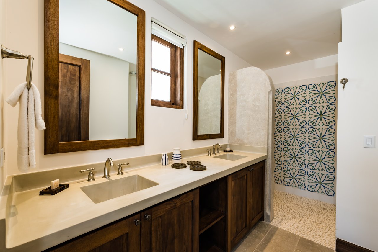 Casa Acuarela | 17 Calle Cartagena: A Vibrant 4-Bedroom Retreat Steps from Playa Danta in the Heart of Las Catalinas