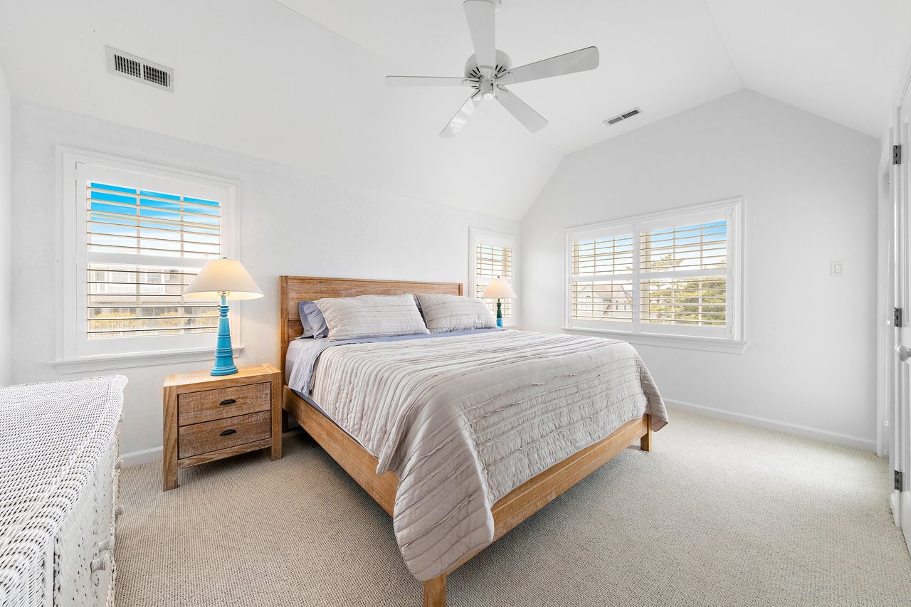 101 Rose Court, Long Beach Township