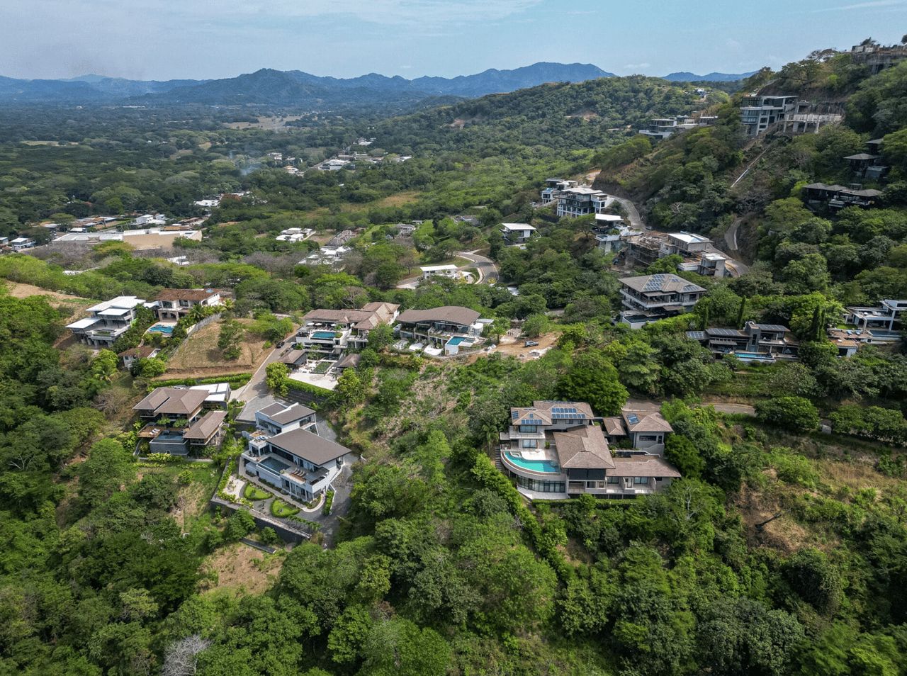 Paradise Ridge Retreat - Luxurious Oceanview Living - Senderos