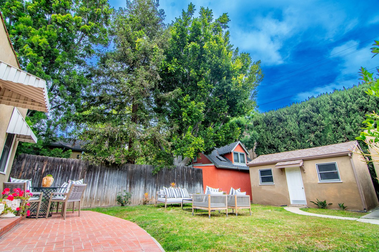 616 Lillian Way