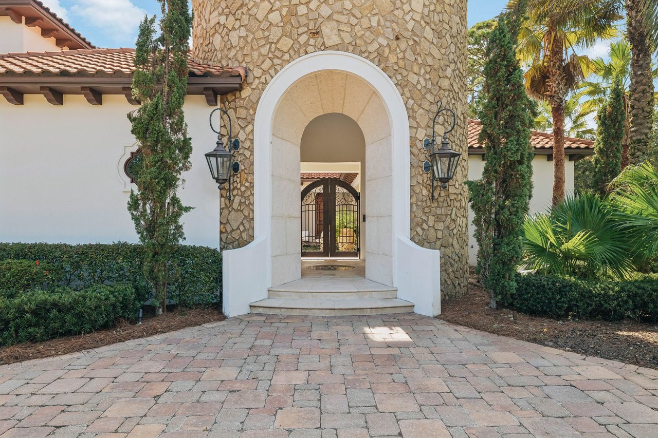 3610 Burnt Pine Lane