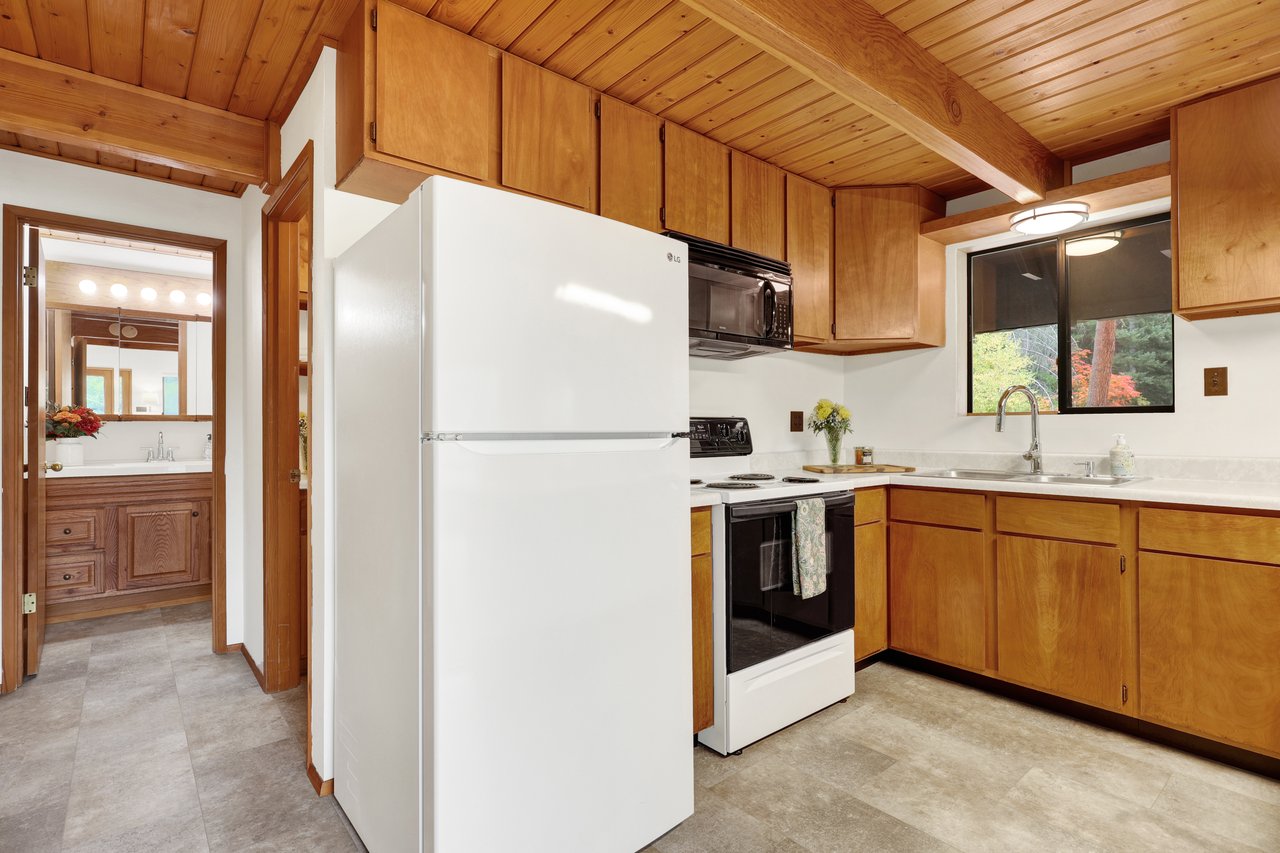 2001 Zrebiec Road, Cle Elum