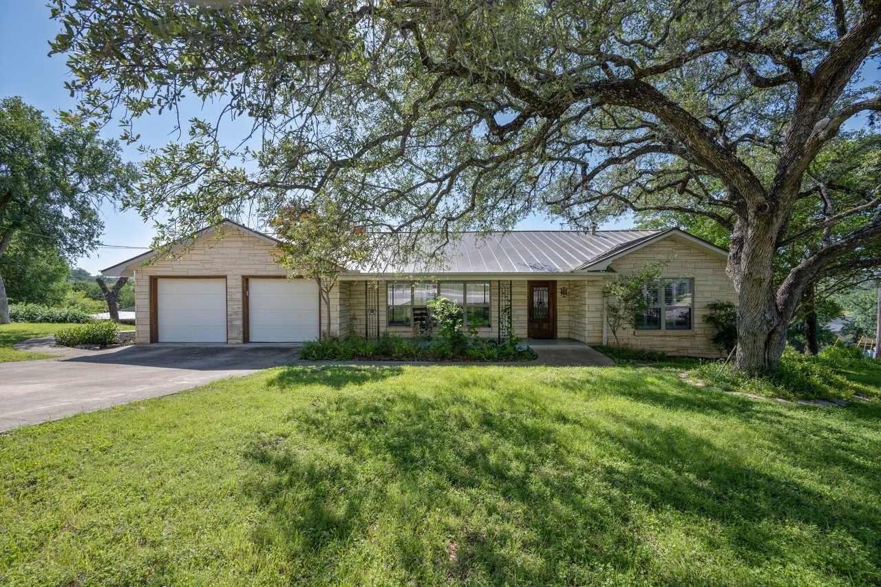 401 Crestview Drive and 309 Cliff Circle
