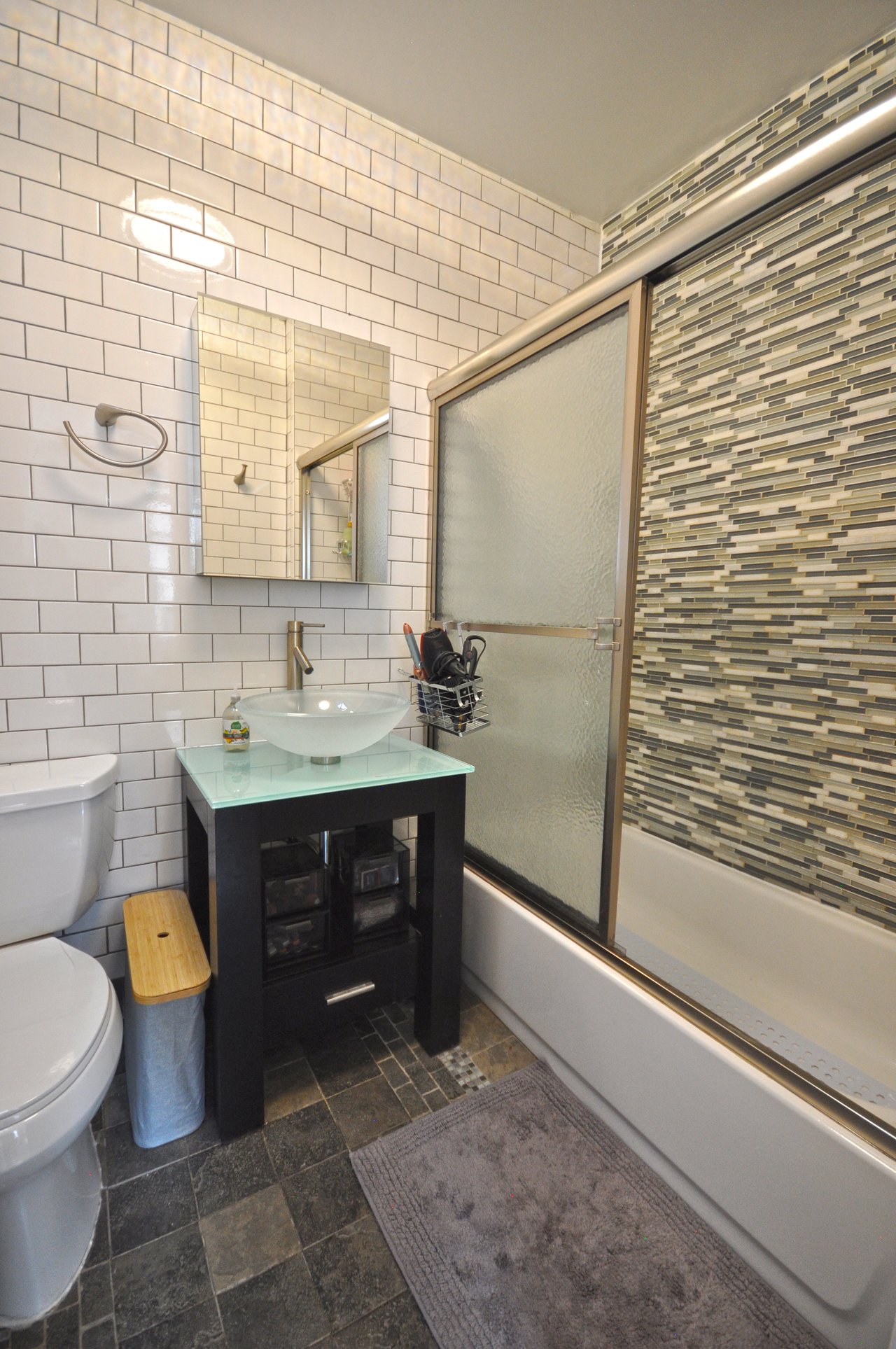 662 9th Ave & 373 West 46th Street