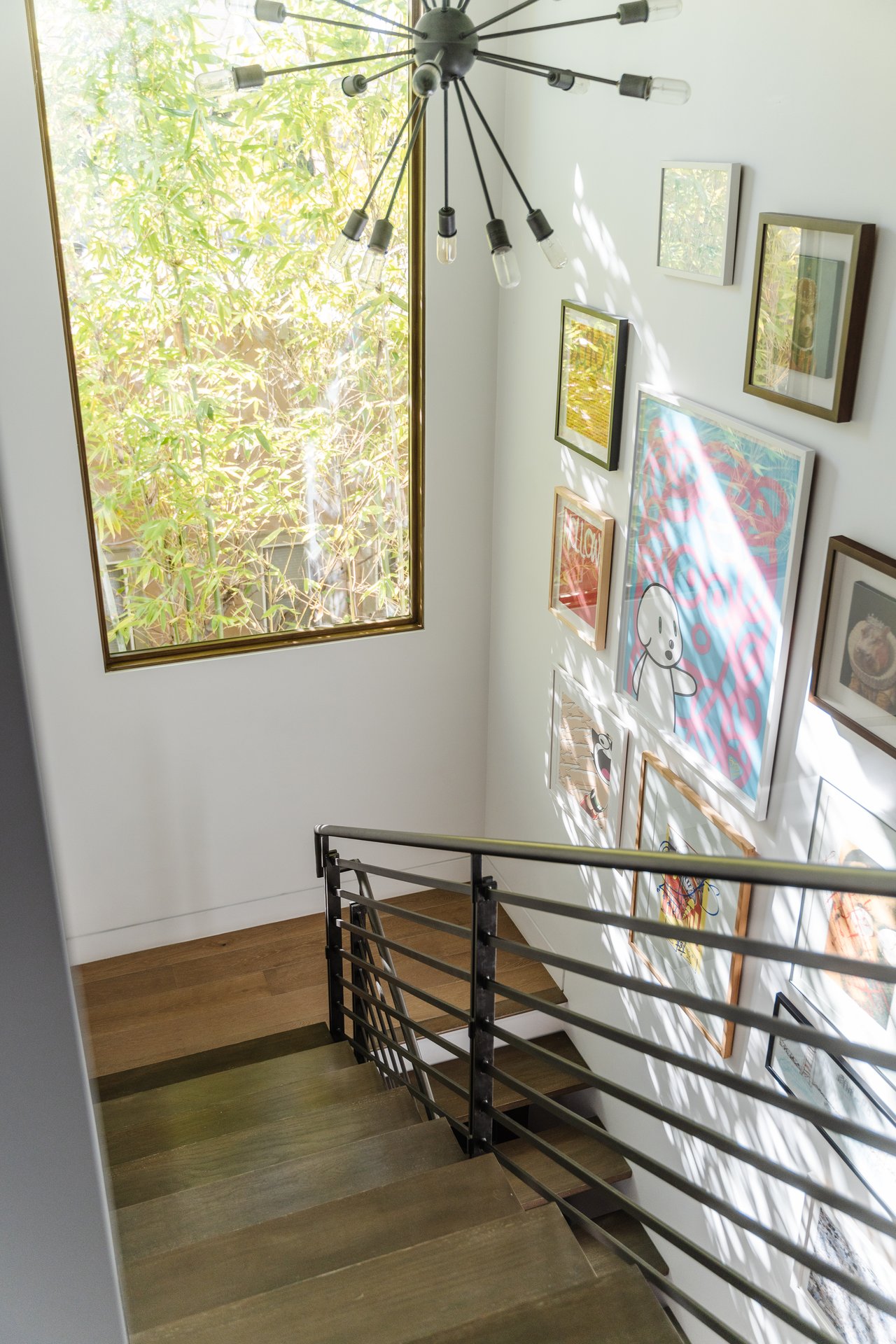 536 N Arden Blvd, Larchmont