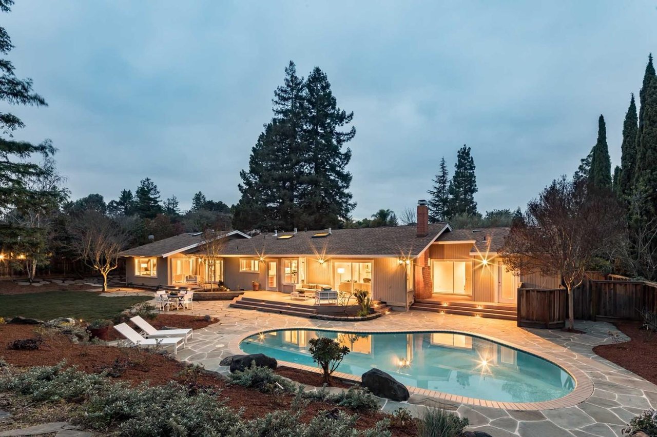 822 Mesa Court