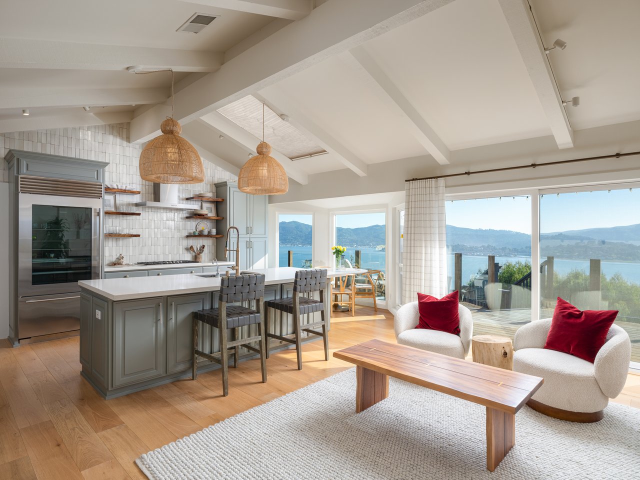 Expansive Bay Views