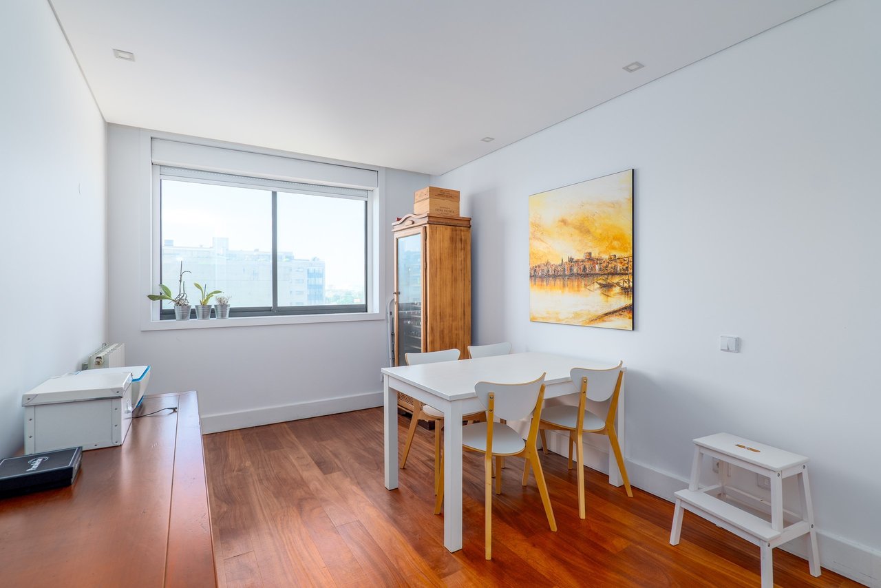 3-bedroom Sea View Duplex in Leça da Palmeira – Elegance, Space & Unmatched Location