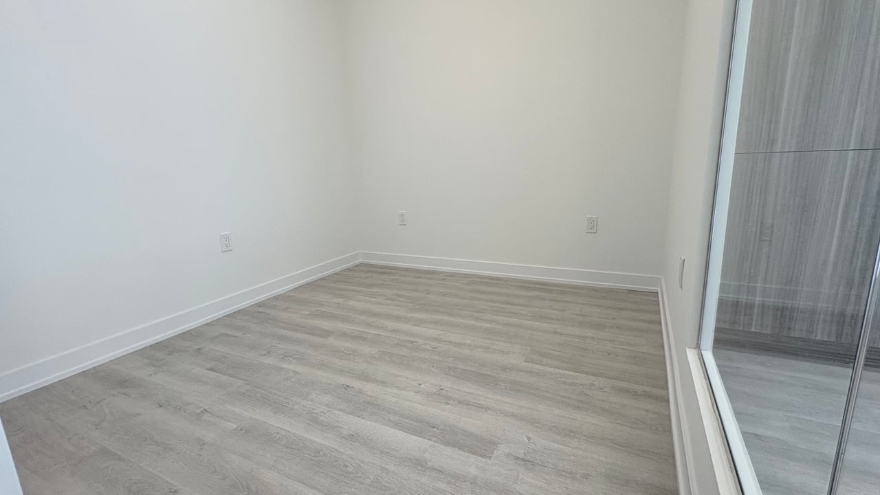 15 Richardson Street Unit: 1026