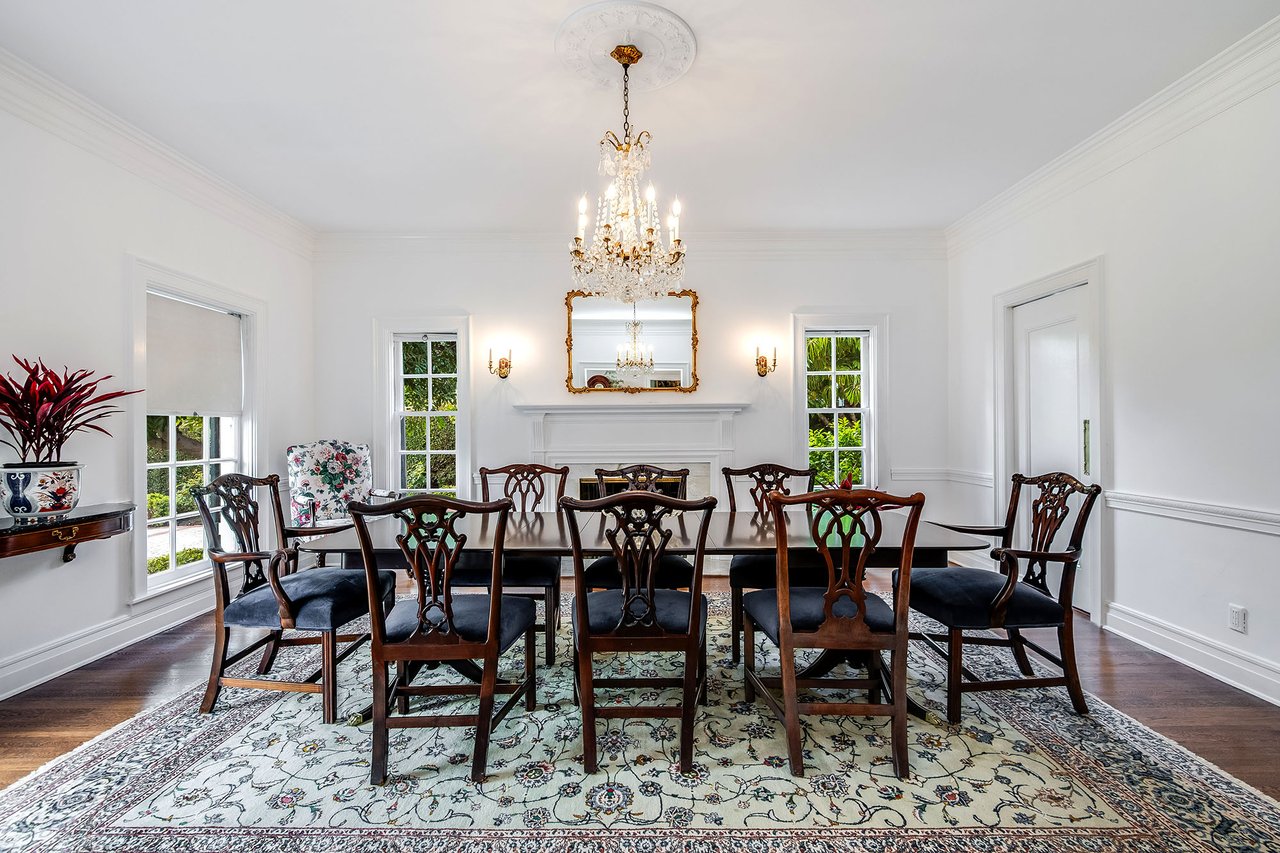 How to Navigate the Luxury Real Estate Market in Newport Coast