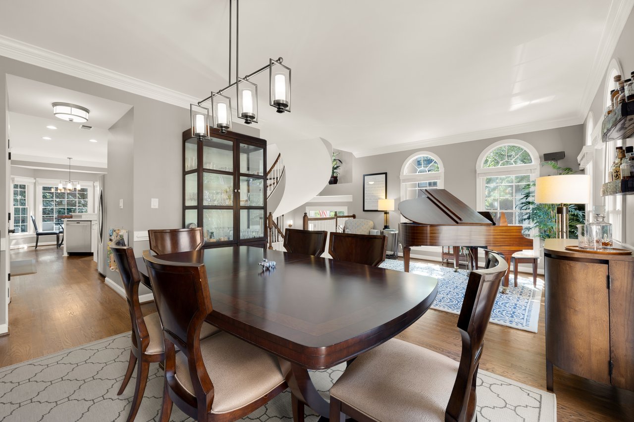 End-unit Falls Church City Townhouse