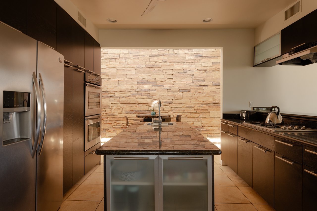 52883 Eisenhower Drive, La Quinta Cove: Five Bedrooms, a Casita, and a Backyard Built for Company